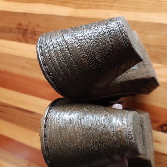 Born Clogs Boho Brown Buckle Size 9m - Picture 7 of 11